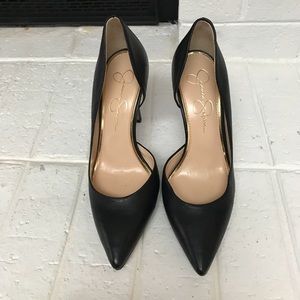 Jessica Simpson Black Leather High heels Pumps.